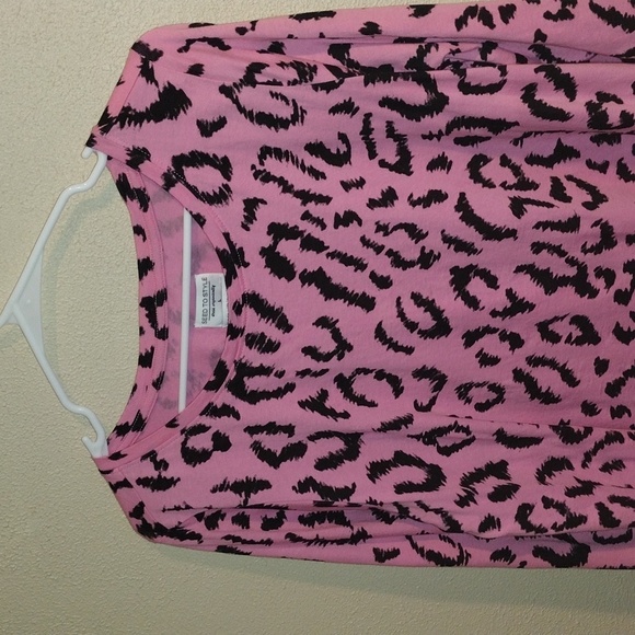 Seed to Style Organic Cotton Angled Hemn Leopard Print Pink Top L - Picture 3 of 7